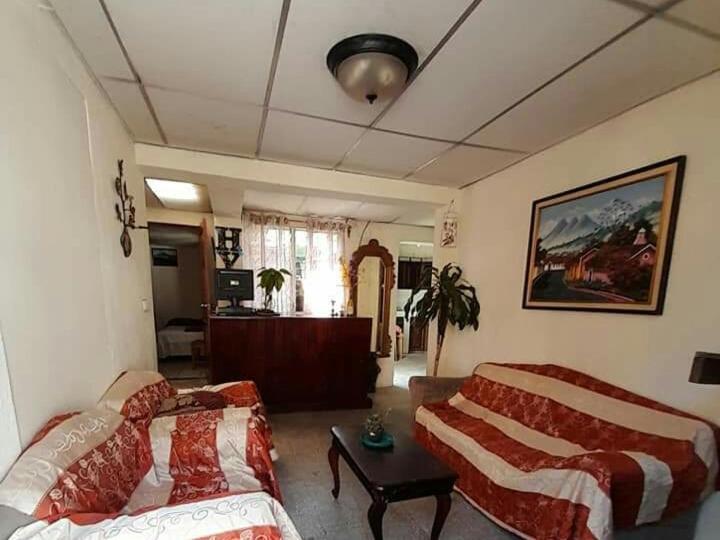 Huellas Hostal Antigua Eksteriør bilde