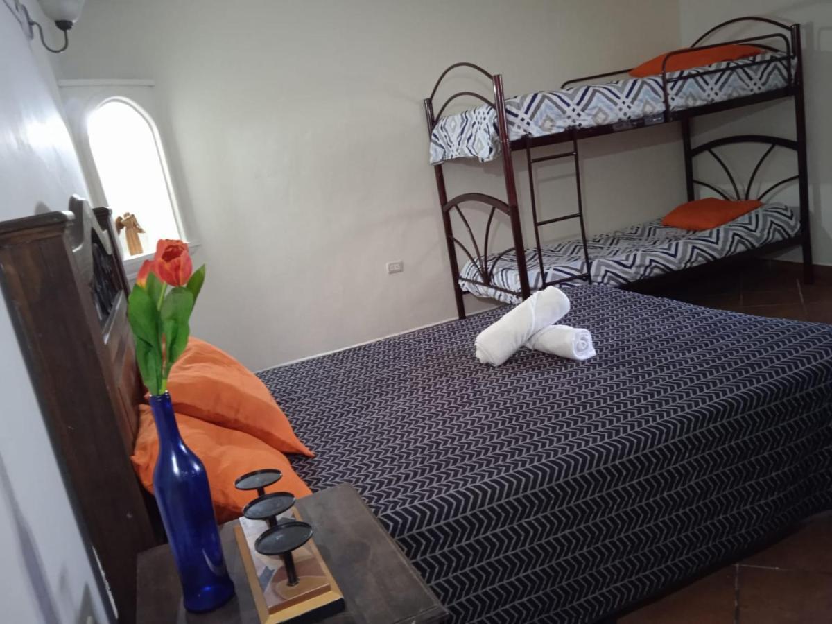 Huellas Hostal Antigua Eksteriør bilde