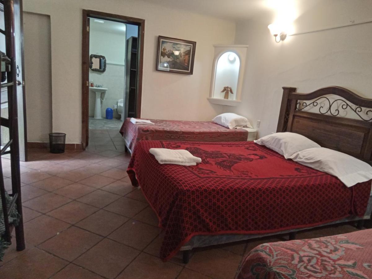 Huellas Hostal Antigua Eksteriør bilde